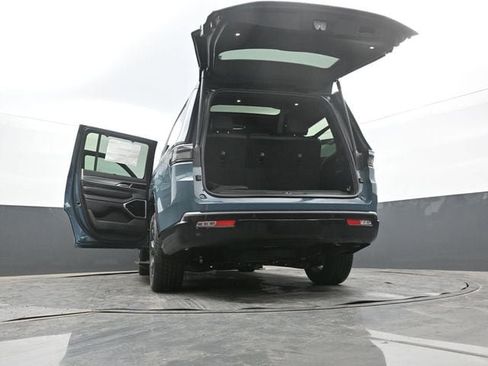 New 2026 Jeep Grand Wagoneer Limited AWD/4WD image 69