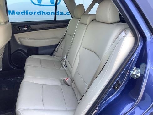 Used 2019 Subaru Outback 3.6R Limited w/ Popular Package #2 AWD/4WD image 13