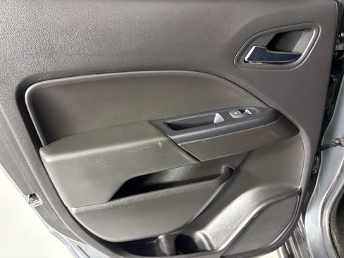 Used 2019 Chevrolet Colorado ZR2 image 37