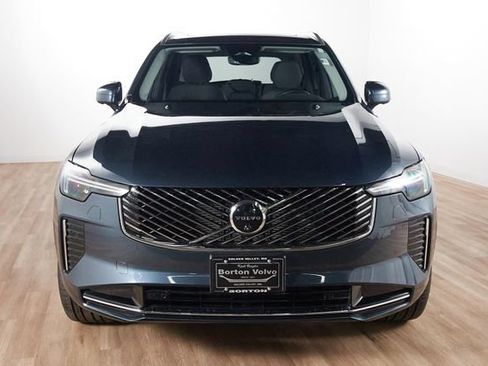 Used 2025 Volvo XC90 B6 Plus w/ Protection Package Premier AWD/4WD image 2