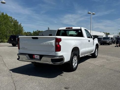 Used 2022 Chevrolet Silverado 1500 W/T RWD image 4