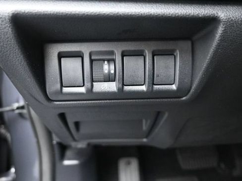 Used 2024 Subaru Outback Premium AWD/4WD image 17