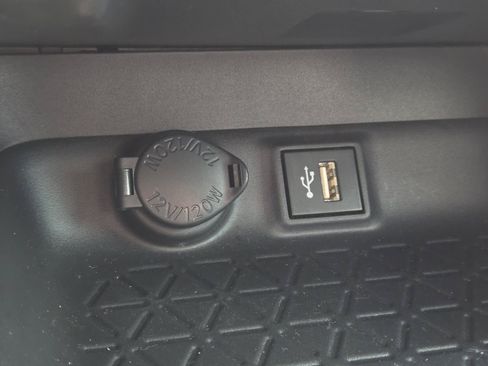 Used 2024 Toyota RAV4 LE FWD image 25