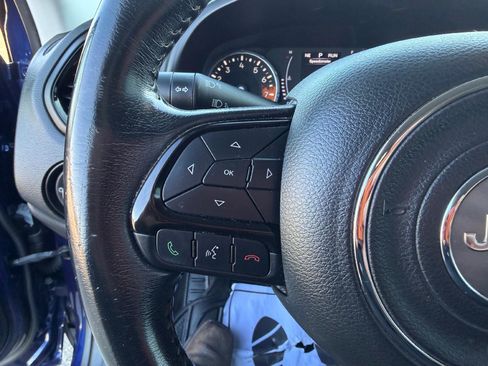 Used 2018 Jeep Renegade Altitude image 21