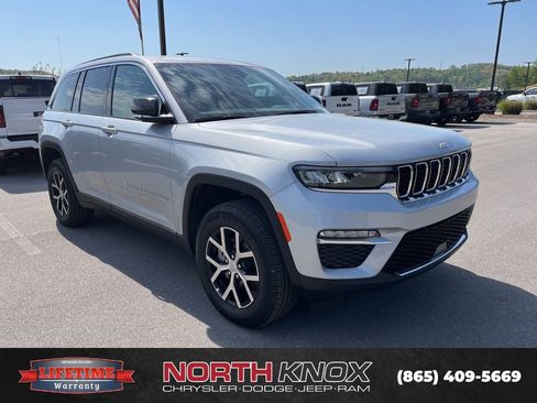 Used 2025 Jeep Grand Cherokee Limited image 2