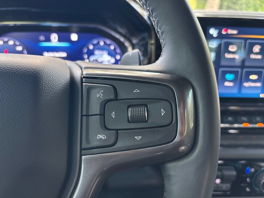 Certified 2023 Chevrolet Silverado 1500 ZR2 w/ Technology Package AWD/4WD image 23