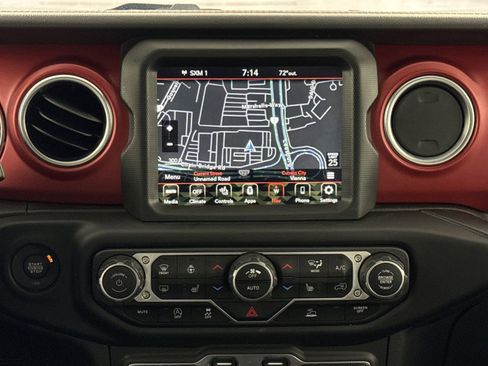 Used 2023 Jeep Wrangler Unlimited Rubicon w/ LED Lighting Group AWD/4WD image 20