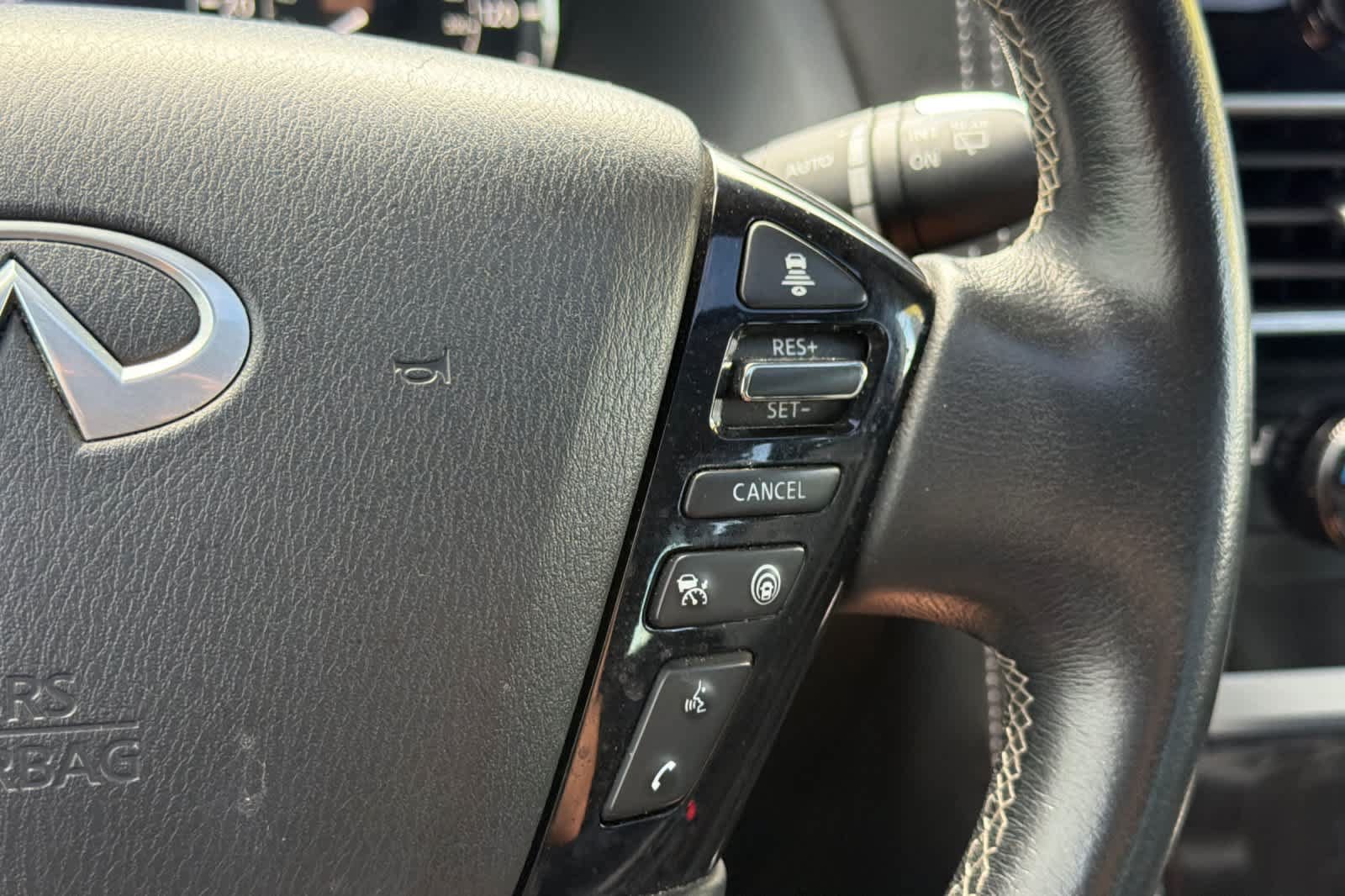 Used 2022 INFINITI QX80 Luxe AWD/4WD image 28