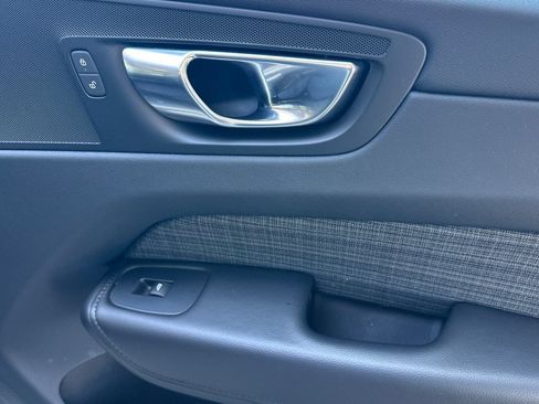 Used 2023 Volvo XC60 B5 Core w/ Protection Package Premier FWD image 20