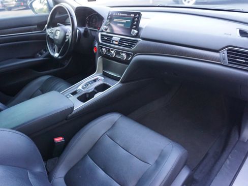 Used 2020 Honda Accord EX-L image 16