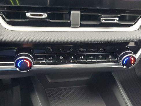 New 2026 Chevrolet Equinox LT image 26