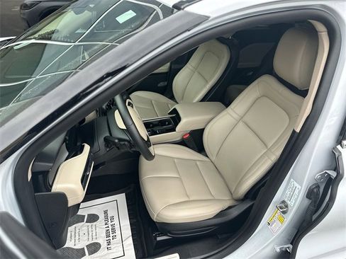 Used 2025 Lincoln Corsair FWD image 12