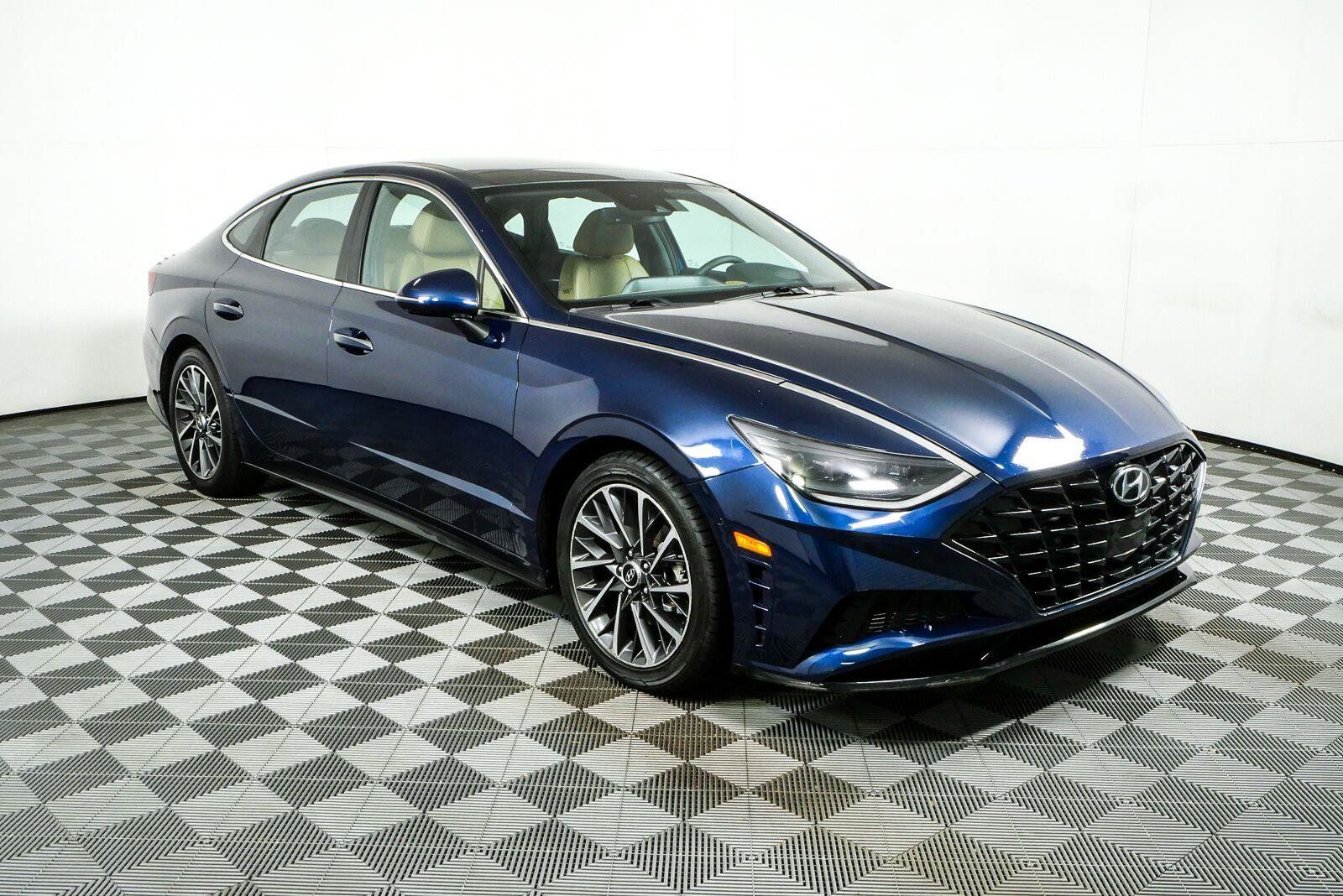 Used 2021 Hyundai Sonata Limited w/ Cargo Package FWD image 1