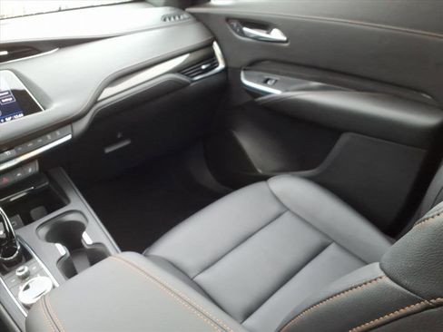 Certified 2023 Cadillac XT4 Sport w/ Cold Weather Package image 21