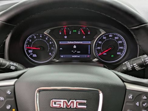 Used 2024 GMC Terrain SLT AWD/4WD image 22