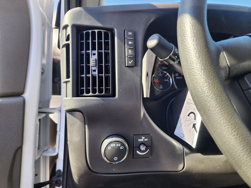 New 2025 Chevrolet Express 2500 w/ Driver Convenience Package image 26
