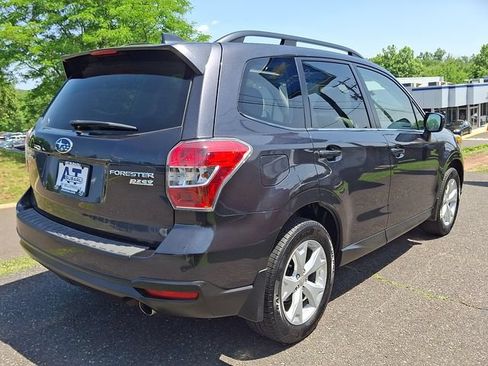 Used 2016 Subaru Forester 2.5i Limited AWD/4WD image 6
