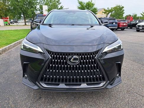 Used 2025 Lexus NX 250 FWD w/ Cold Area Package image 3
