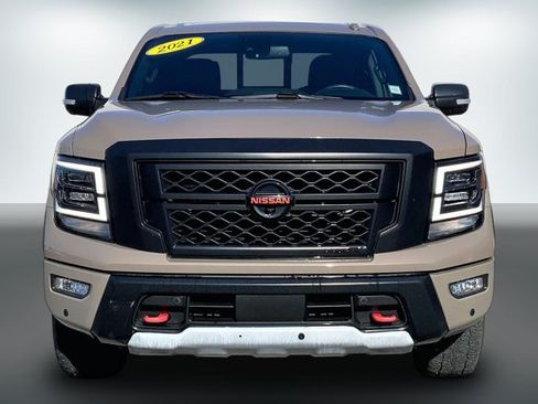 Used 2021 Nissan Titan PRO-4X w/ Pro-4x Convenience Package AWD/4WD image 2