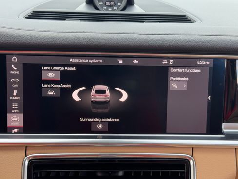 Used 2021 Porsche Panamera 4S image 29