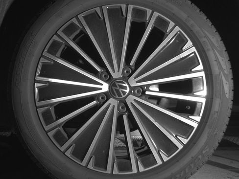 Used 2025 Volkswagen Taos SE image 14