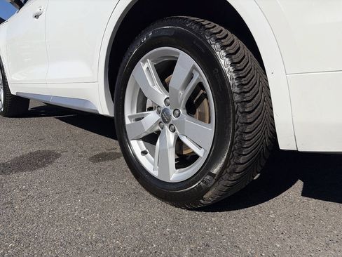 Used 2018 Audi Q5 2.0T Premium AWD/4WD image 4