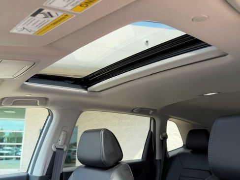 Certified 2026 Honda CR-V EX-L image 17