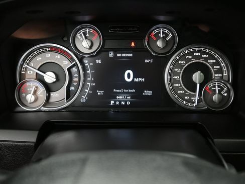 Used 2017 RAM 2500 Limited AWD/4WD image 27