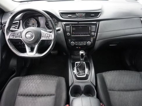 Used 2018 Nissan Rogue SV AWD/4WD image 27