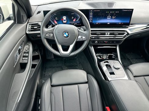 Used 2023 BMW 330i Sedan w/ Convenience Package RWD image 22