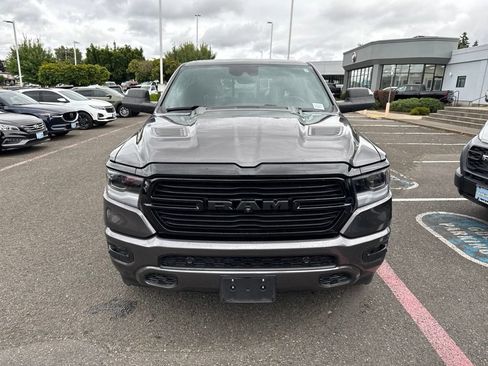 Used 2023 RAM 1500 Laramie AWD/4WD image 2