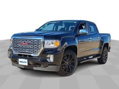 Used 2022 GMC Canyon Denali w/ Denali Black Edition Package