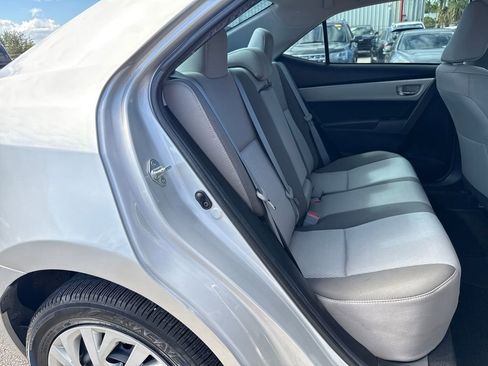 Used 2018 Toyota Corolla LE image 22
