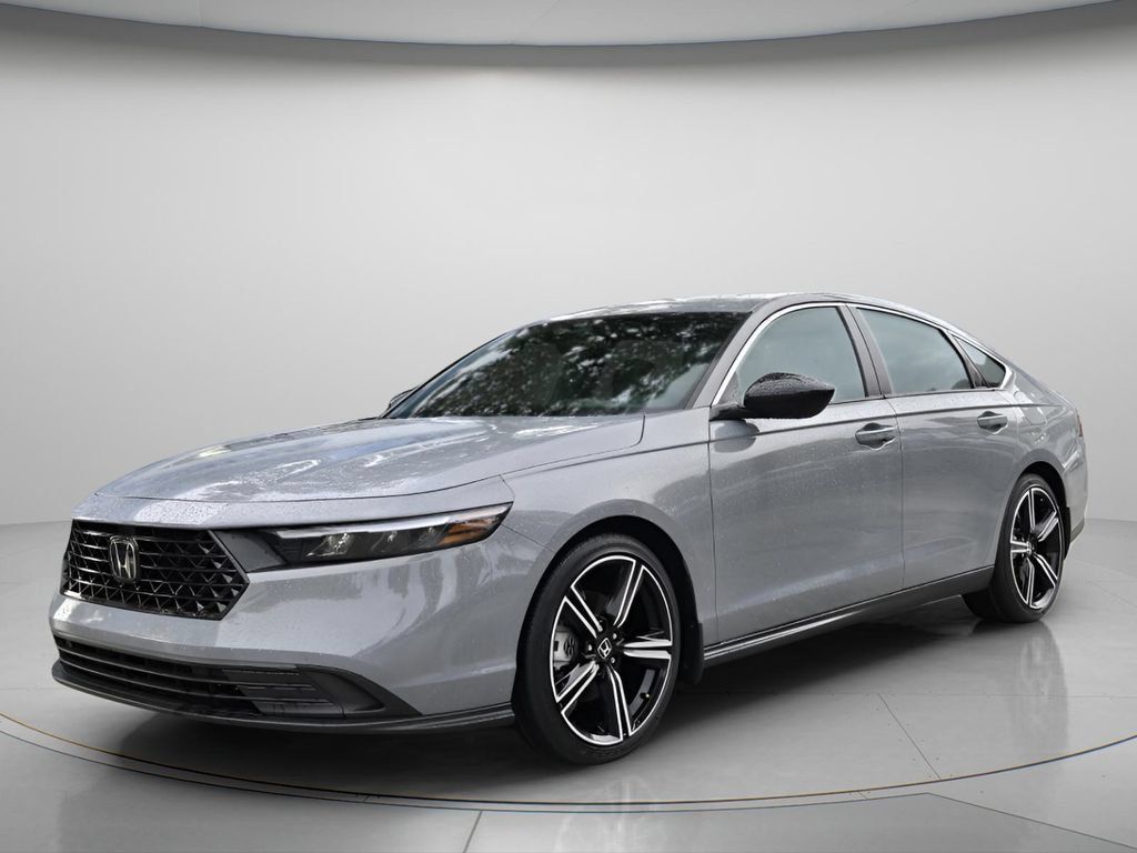 Used 2024 Honda Accord Sport image 9