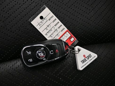 Used 2021 Buick Encore GX Essence w/ Experience Buick Package image 30