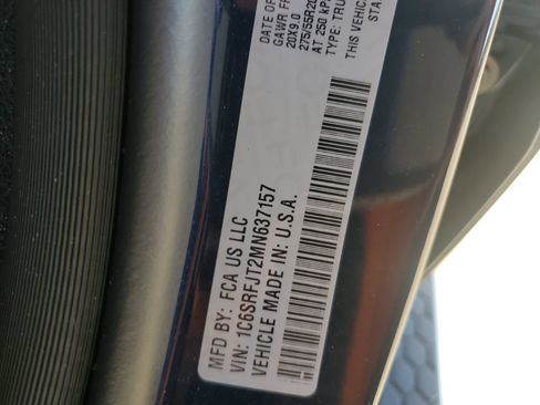 Used 2021 RAM 1500 Laramie AWD/4WD image 39
