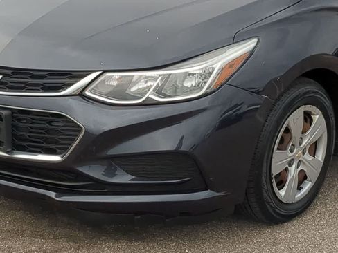 Used 2016 Chevrolet Cruze LS FWD image 10