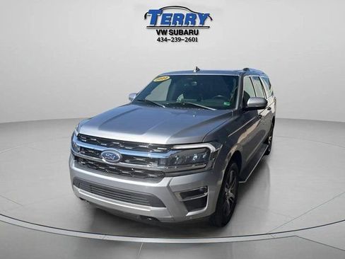 Used 2022 Ford Expedition Max Limited image 5