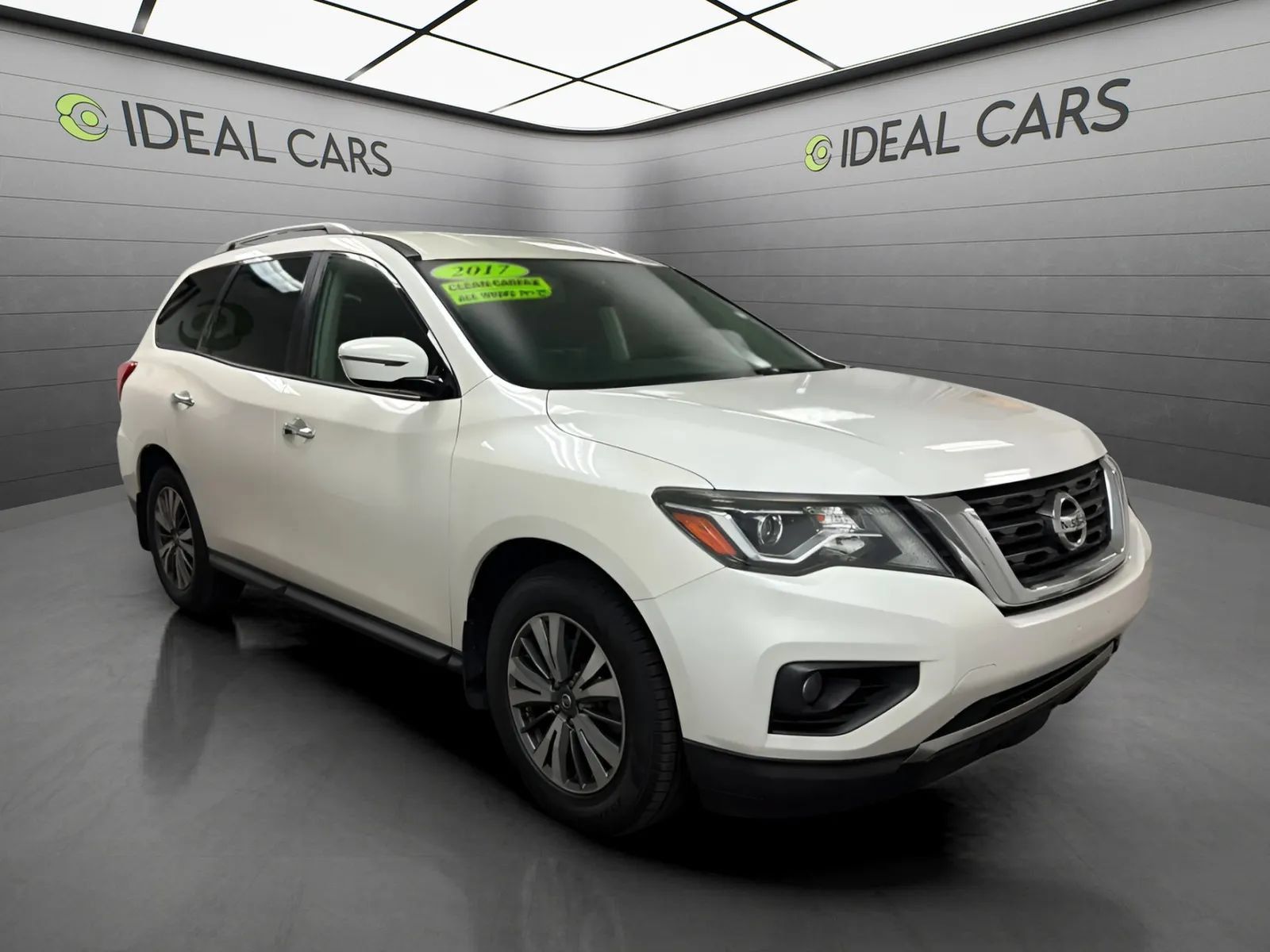 Used 2017 Nissan Pathfinder SV w/ Trailer Tow Package AWD/4WD image 3