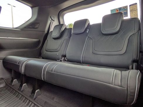 New 2026 INFINITI QX80 Autograph image 16