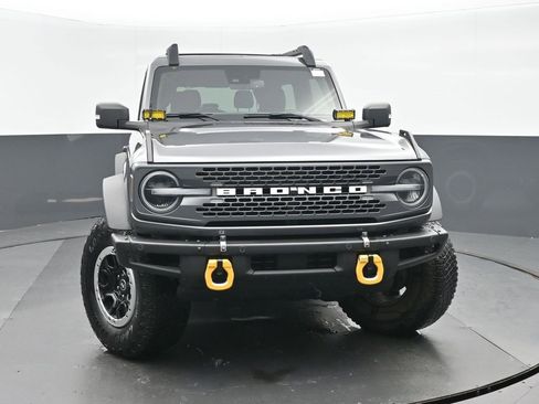Used 2021 Ford Bronco Badlands image 8