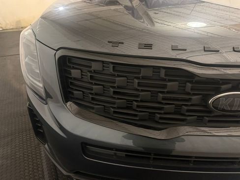 Used 2021 Kia Telluride EX w/ EX Premium Package image 7