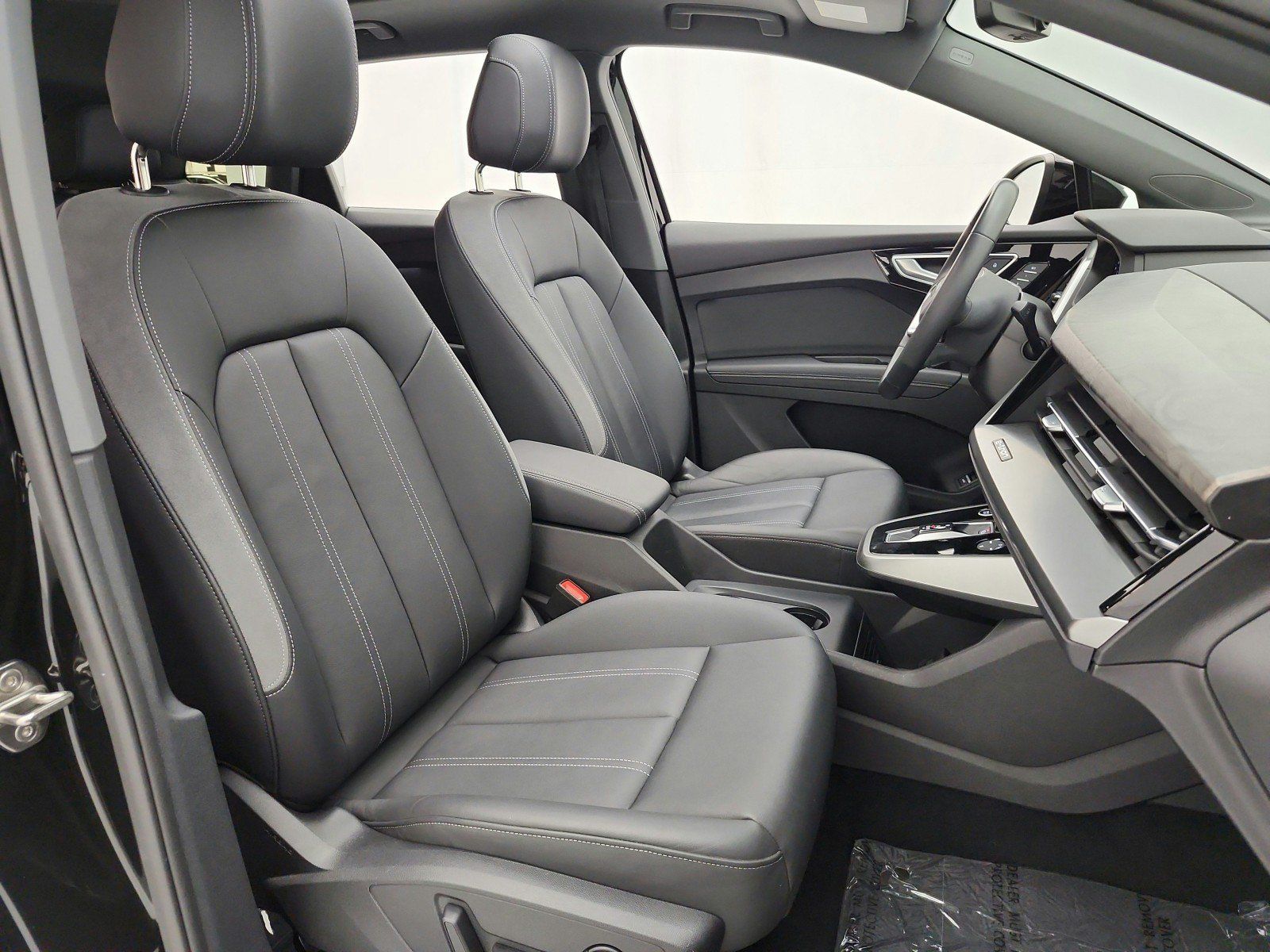 Used 2023 Audi Q4 e-tron Premium w/ Convenience Package AWD/4WD image 20