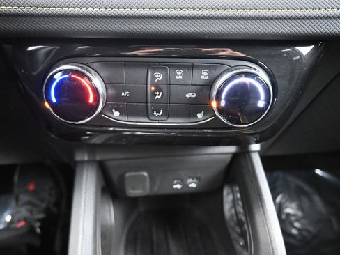 Used 2025 Chevrolet TrailBlazer ACTIV w/ LPO, Trailering Package image 27