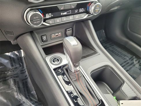New 2025 Nissan Sentra SR image 7