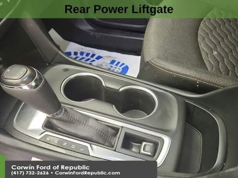 Used 2021 Chevrolet Equinox LT image 18