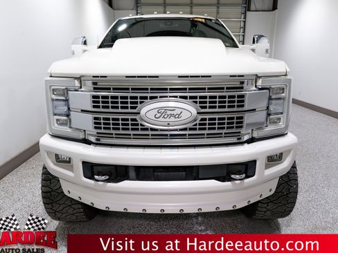 Used 2017 Ford F350 Platinum w/ Platinum Ultimate Package image 7