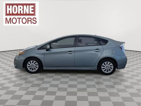 Used 2012 Toyota Prius Prime Advanced image 4