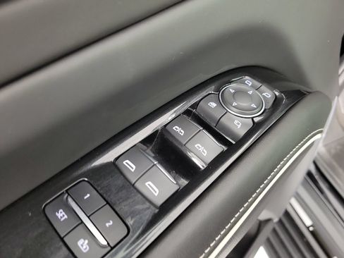 Used 2024 Cadillac Escalade ESV Premium Luxury Platinum AWD/4WD image 22