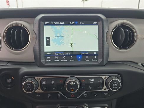 Used 2021 Jeep Wrangler Unlimited Sahara image 25